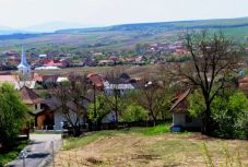 Rohamosan fejlődik Szilágyperecsen – Intézményeket újítottak fel, bicikliutat terveznek