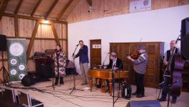 Rangos népzenei koncertsorozat indult Magyarlapádon