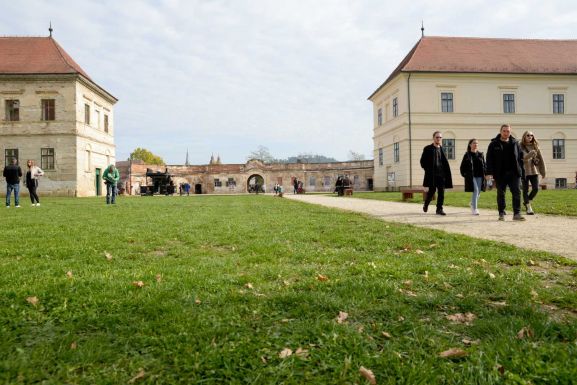 Gyermeknapon ismét megnyílik a bonchidai Bánffy-kastély