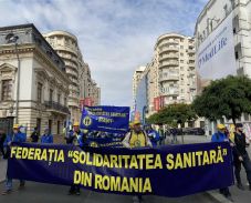 FRISSÍTVE – Tüntetést szerveznek az egészségügyi alkalmazottak, általános sztrájkba léphetnek