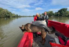 Holland önkéntesek is segítik a csónakbaleset utolsó áldozatának felkutatását