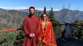 Székelyföldön túl: Nóra és Zoli a Himalája lábánál kötött házasságot – Három hónapig éltek Indiában