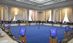 Jóváhagyta a szenátus tanügyi bizottsága a közoktatási törvény tervezetét