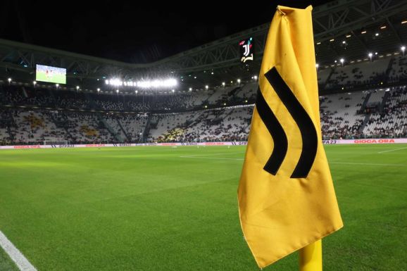 Serie A: levontak 10 pontot a Juventustól