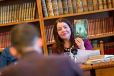 SepsiBook: irodalom és zene találkozása a sepsiszentgyörgyi könyvvásáron