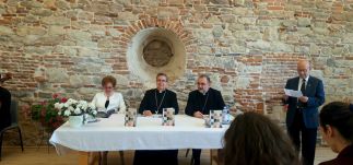 Pápai követ állatmesés könyvét mutatták be Kolozsváron