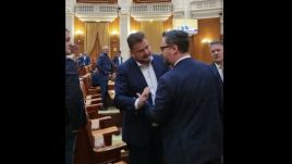 Majdnem ölre ment az AUR és a PSD egy-egy képviselője a parlamentben