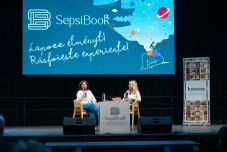 SepsiBook: több ezren vettek részt a sepsiszentgyörgyi írott kultúra és olvasás ünnepén