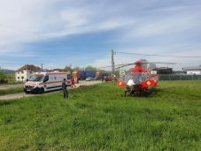 Előzés közben elvesztette egyensúlyát egy motoros, ütközés lett belőle