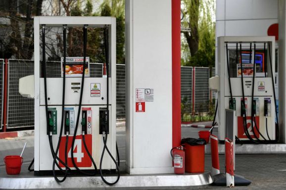 Tovább csökken az üzemanyagár – több mint egy éve nem volt ilyen olcsó a gázolaj