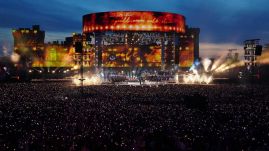 Szuperkoncerttel ért véget a brit uralkodó koronázását ünneplő rendezvénysorozat