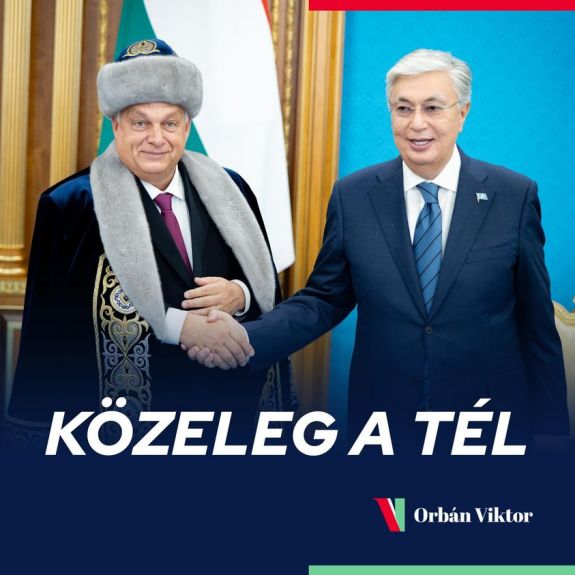 Orbán Viktor kazah népviseletben jelentette be: Közeleg a tél!