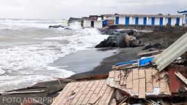 Már öt halottja van az Olaszország középső részére lecsapó Ciarán szélviharnak