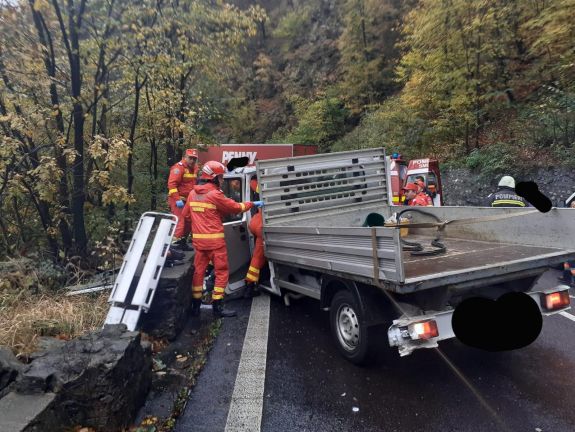 Baleset miatt állt le a forgalom az Olt völgyében
