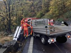 Baleset miatt állt le a forgalom az Olt völgyében