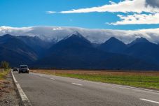 Lezárták a Transzalpinát és a Transzfogarasi utat – a hegyekben lehavazott