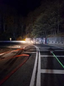 Tüzelőanyagot szállító tartálykocsi borult fel a Bogáti-erdő környékén