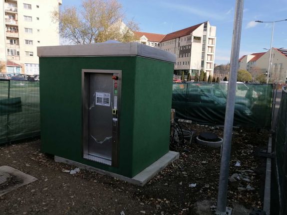 Meghozták az első öntisztító köztéri illemhelyet Csíkszeredába