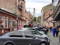 A béke szigete a háború árnyékában – Ungvári hétköznapok