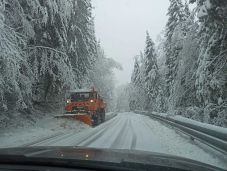 Hargita megye: az autósok csakis téli gumival induljanak útnak
