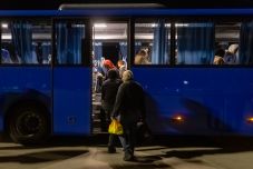 Újabb száz romániait sikerült evakuálni Gázából