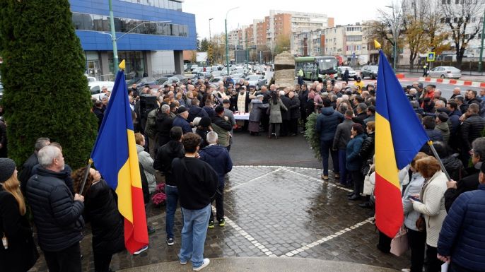 Díszpolgári címmel ágálnak az 1987-es brassói antikommunista felkelés hóhérai