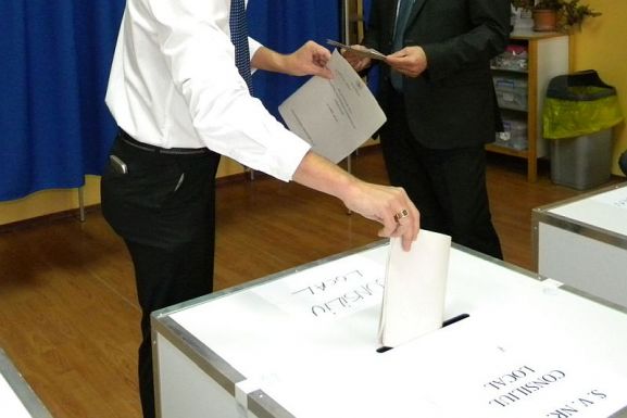 Pert nyert Ludovic Orban: többek között Bihar megyében  három településen kell kiírni időközi választást