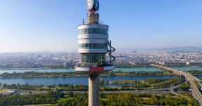 Negyven méter magasból csúszhatunk le Európa legmagasabb csúszdáján