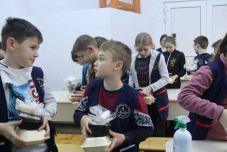 Jövőre ígérgetik a Meleg étel iskolai programot, miközben még az idei sem kezdődött el