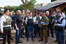 Csoma Botond: megdöbbentő volt, ami Izraelben, a Gázai-övezet közelében fogadott  (KÉPEK)