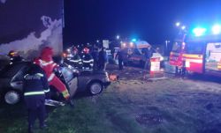 Szörnyű tragédia: a szülők életüket vesztették, 14 éves lányuk kórházba került