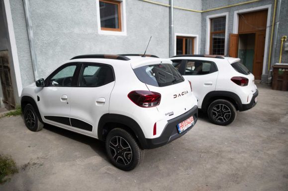 Elektromos autó a kézdivásárhelyi rendőröknek