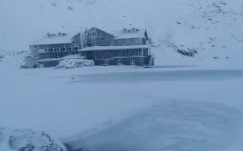 A Bilea-tónál már közel 40 centiméteres a hó vastagsága