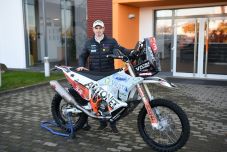 Újra nekivág a pokoli nehéz küldetésnek a szatmári Dakar-veterán