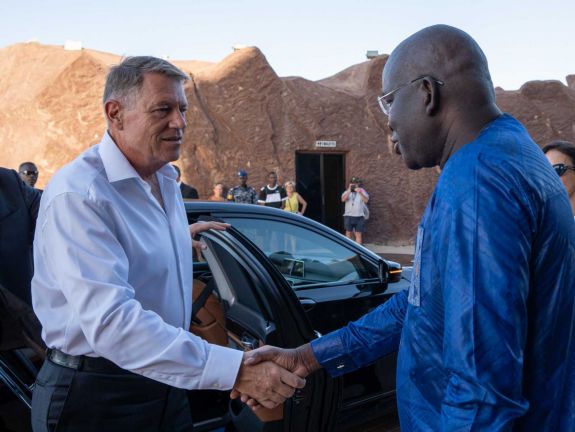 Iohannis ma épp Szenegálban építi a kapcsolatokat