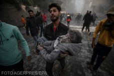 Péntek reggel hétkor kezdődik a tűzszünet a Gázai övezetben, délután 4-kor adják át az első túszokat