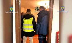 Vietnamiak által létrehozott embercsempész-hálózatot számoltak fel