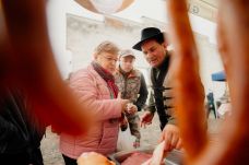 Máramarosi böllérversenyt rendeztek Hosszúmezőn