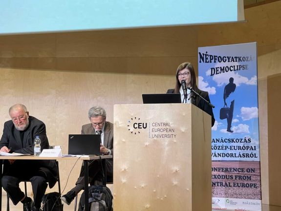 „Megemészthetetlenek-e az adatok a közélet és a közgondolkodás számára is?” – Népfogyatkozás 2023 tanácskozás Budapesten