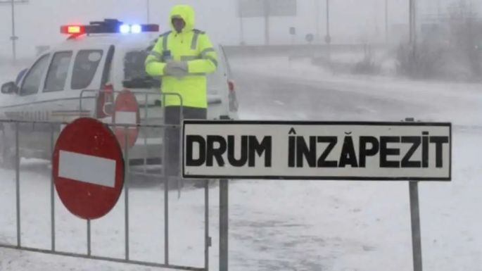 Minden utat lezártak az ország egyik megyéjében a havazás miatt (VIDEÓ)