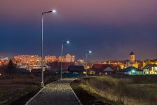 Éjszakai kerekezés: Sepsiszentgyörgyön kivilágították az épülő bicikliutat 