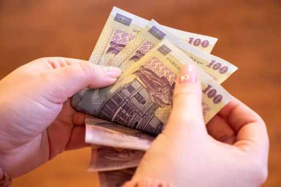 Ekkor kezdik el kézbesíteni a nyugdíjakat