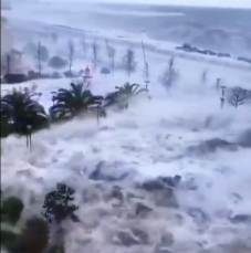 FRISSÍTVE: Közel húsz ember halálát okozta a viharos időjárás Oroszországban, Ukrajnában és Moldovában