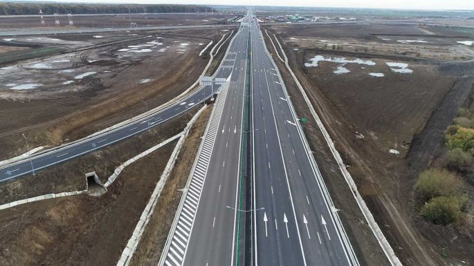Jóváhagyta az A8-as autópálya Nyárádszereda és Leghin közötti szakaszának műszaki-gazdasági mutatóit a kormány