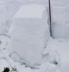 Bihar megye: lavinaveszélyre figyelmeztetnek a hegyimentők