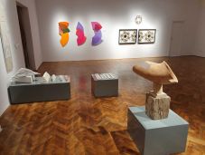 Meditációs objektumok – Hamvas Béla emléke előtt tisztelegnek a magyarországi és erdélyi képzőművészek