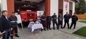 Tűzoltó felszereléseket adtak át Ajnádon és Vacsárcsiban