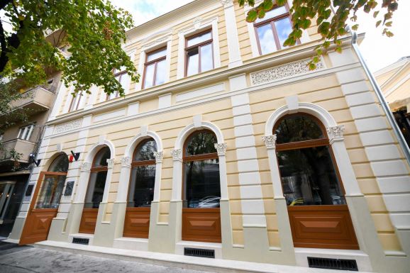 Átadták a felújított Ács Alajos Stúdiótermet Szatmárnémetiben