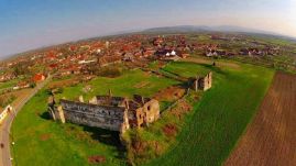 Bíróság elé állították a polgármestert, mert kifizetett öt soha el nem készült tanulmányt