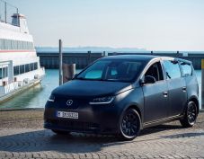 Búcsút mondhatunk egyelőre a napenergiával tölthető elektromos autónak